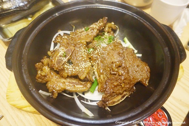 台北食記 ▌公館 韓式餐廳推薦 首爾之家 서울집 黑豬五花肉 調味牛小排都推薦